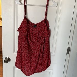 Cute patterned blouse from Torrid. Size 3.